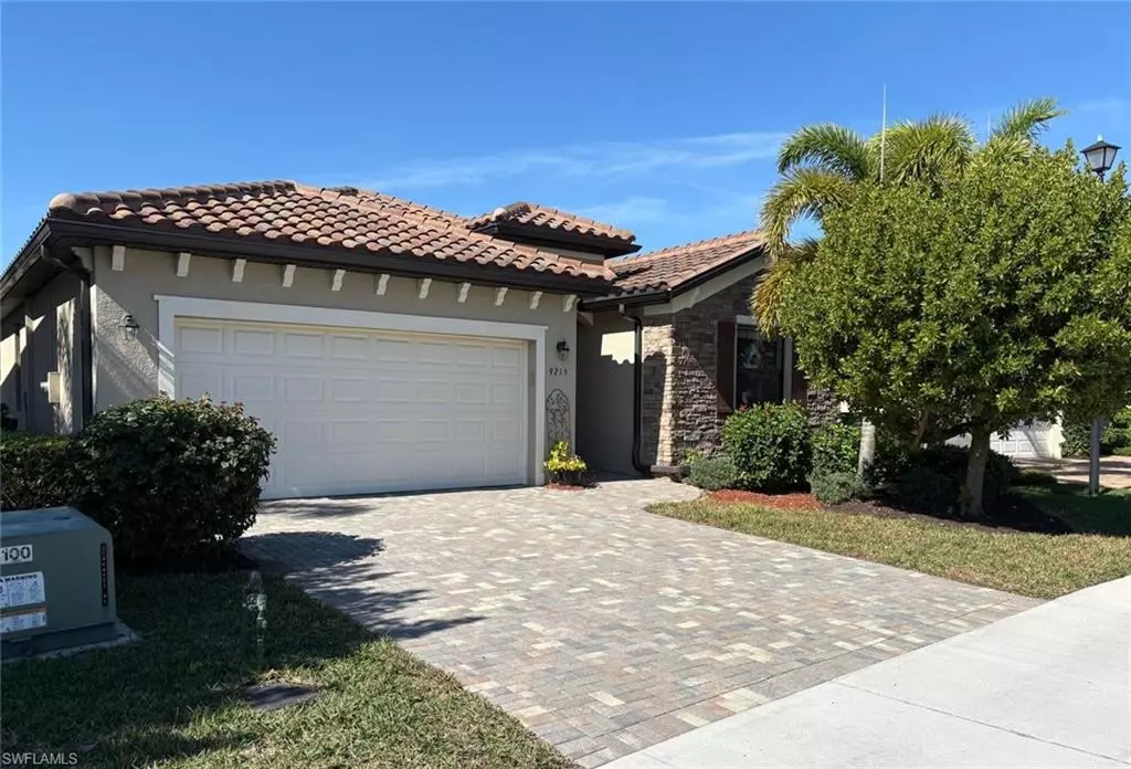 Naples, FL 34120,9215 Shadow Oak LN