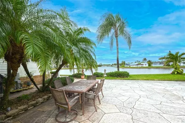 Naples, FL 34120,3063 Waterview PT