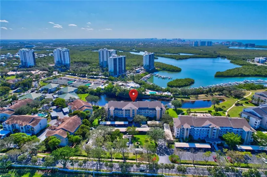 380 Horse Creek DR #104, Naples, FL 34110