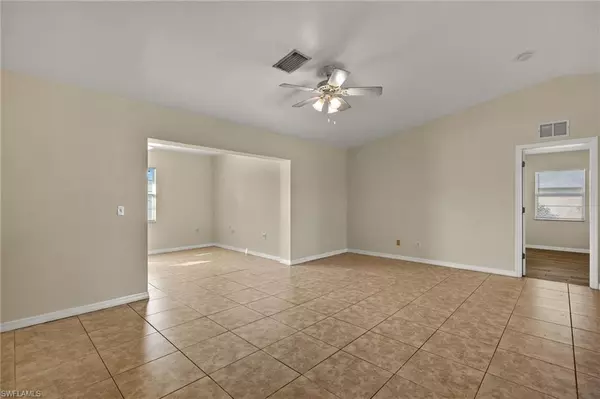 Cape Coral, FL 33909,514 NE 19th CT