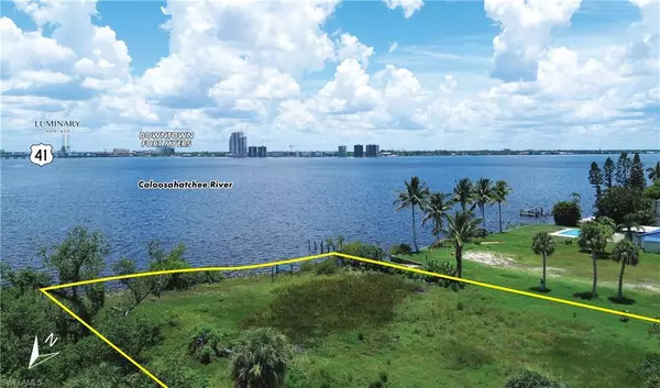 North Fort Myers, FL 33903,740 Overiver DR