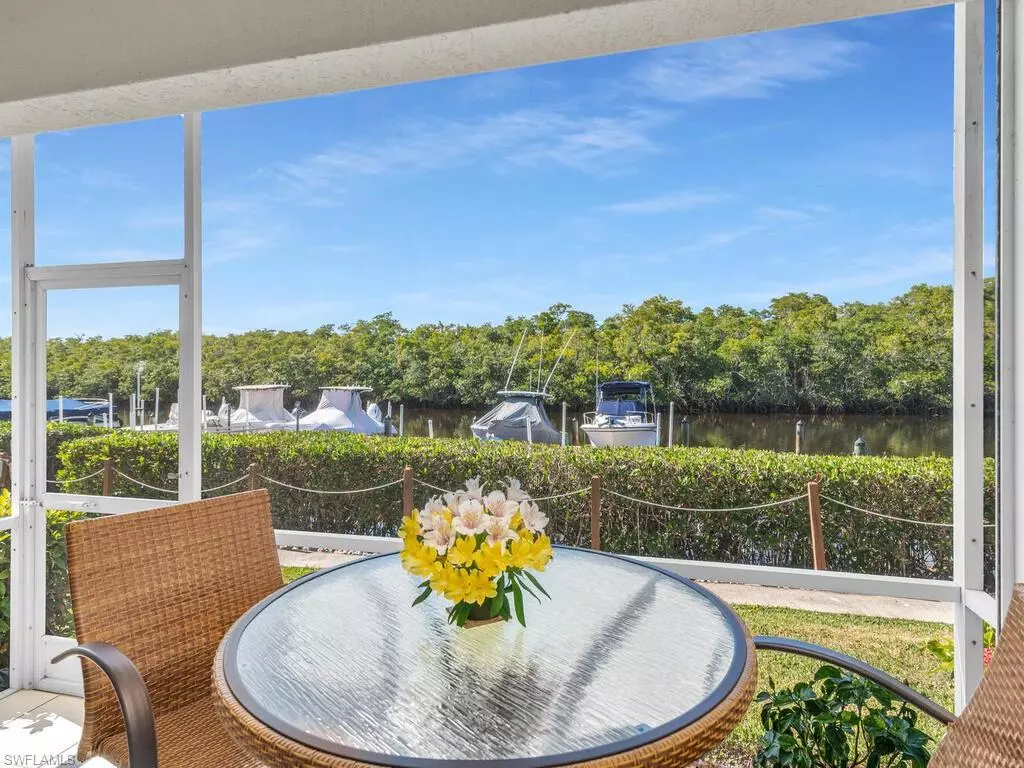 Naples, FL 34114,206 Newport DR #805