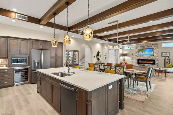 Sanibel, FL 33957,461 Lake Murex CIR