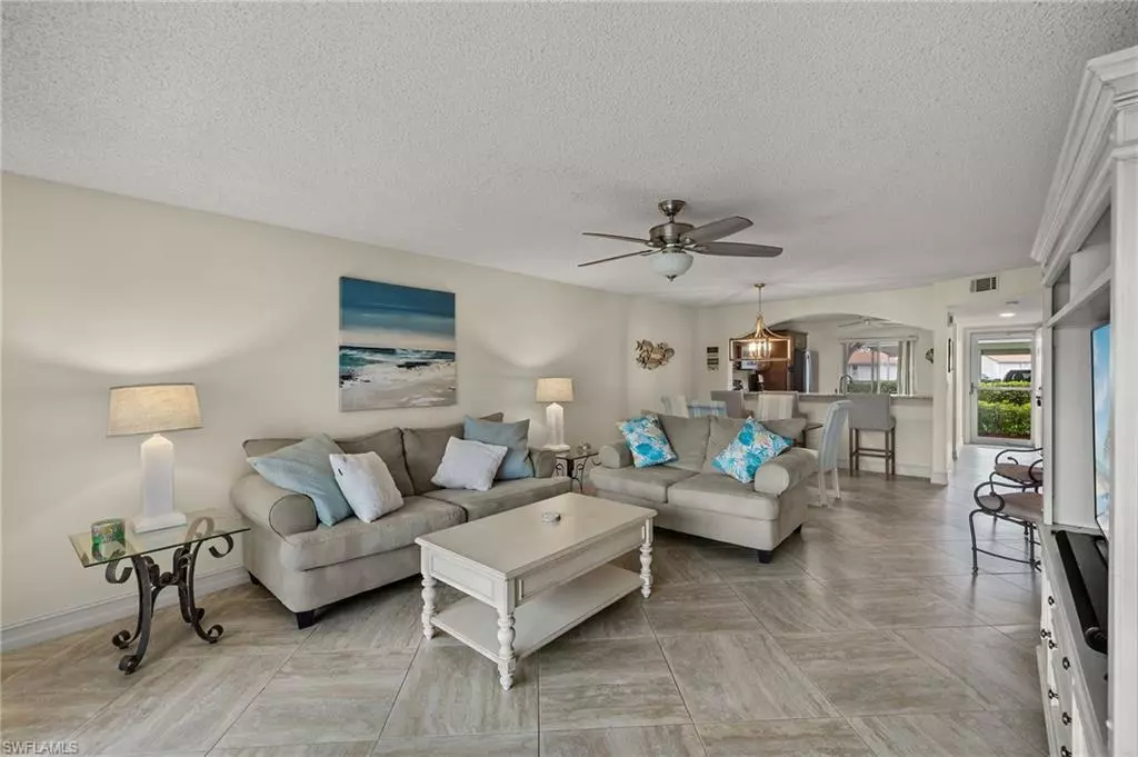 Naples, FL 34104,7025 Dennis CIR #G104