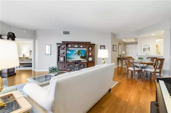 Naples, FL 34110,1001 Arbor Lake DR #1202