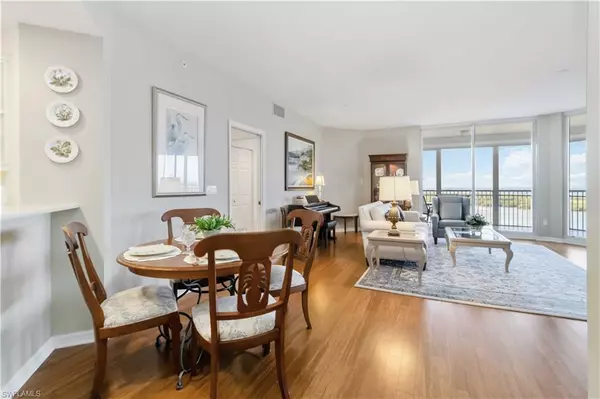 Naples, FL 34110,1001 Arbor Lake DR #1202