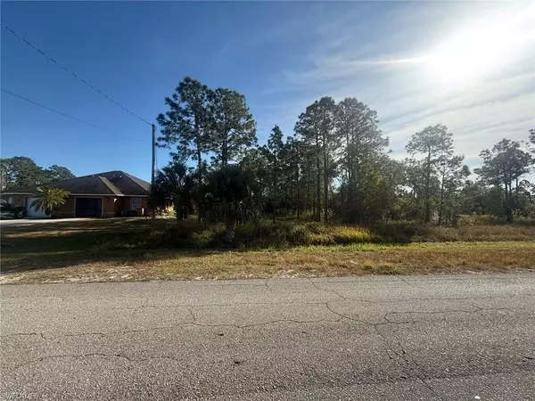 Lehigh Acres, FL 33974,753/755 Eisenhower BLVD