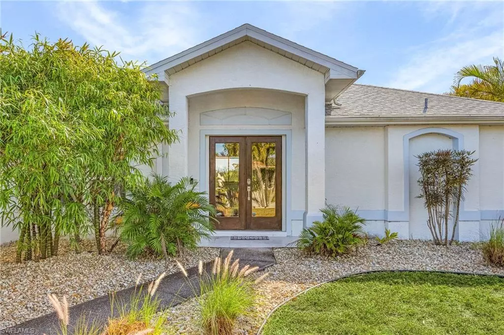 Bokeelia, FL 33922,5139 Genesee PKWY