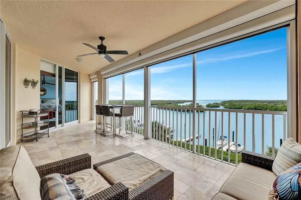 Naples, FL 34110,435 Dockside DR #B502