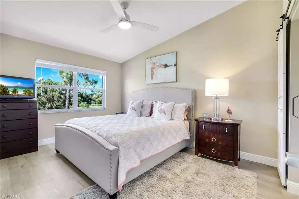 Naples, FL 34104,7360 Glenmoor LN #4301