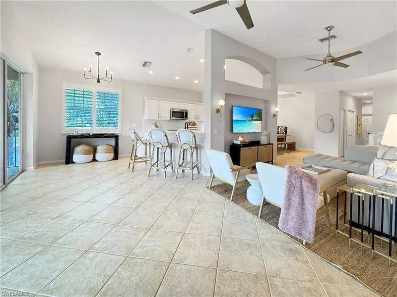 7134 Blue Juniper CT #202, Naples, FL 34109