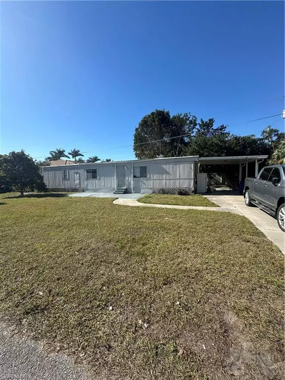 Estero, FL 33928,21111 Cypress Park CIR