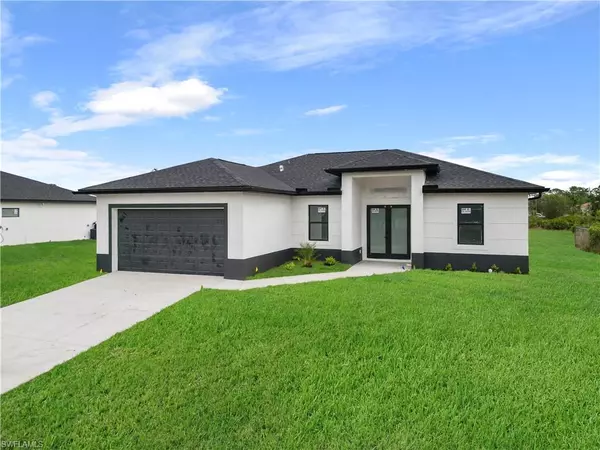 467 Paddock st, Lehigh Acres, FL 33974