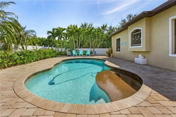Cape Coral, FL 33914,2701 Chiquita BLVD S