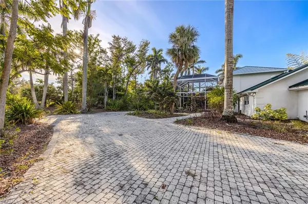 Fort Myers, FL 33919,8721 Cajuput CV