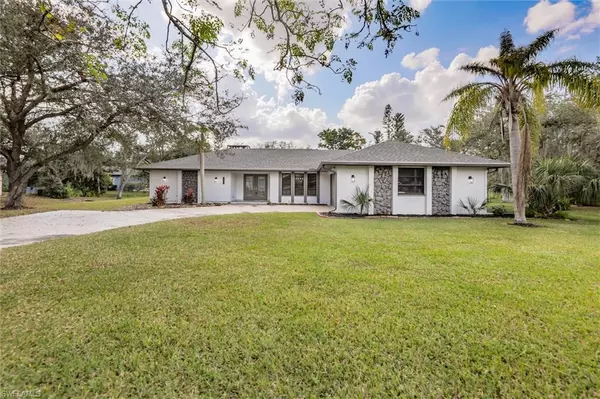 North Fort Myers, FL 33917,7408 Dana Lin CIR