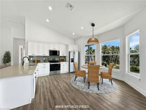 Sanibel, FL 33957,1129 Seagrape LN