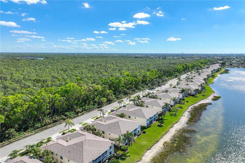 Naples, FL 34112,3300 W Crown Pointe BLVD #102