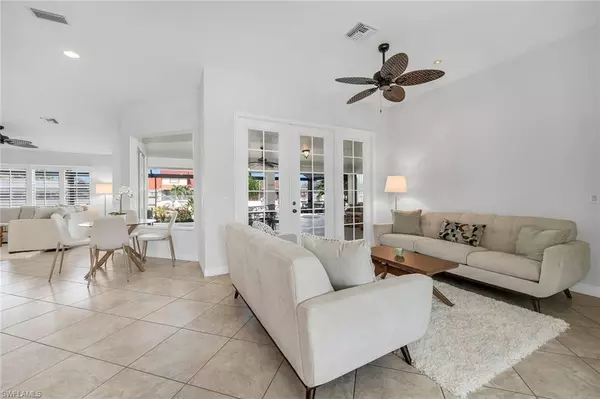 Marco Island, FL 34145,1610 Begonia CT