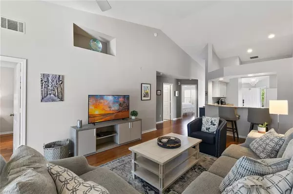 Naples, FL 34110,760 Wiggins Lake DR #202