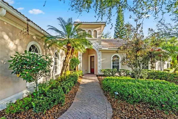 Naples, FL 34119,3155 Santorini CT