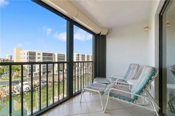 Fort Myers Beach, FL 33931,4371 Bay Beach LN #411