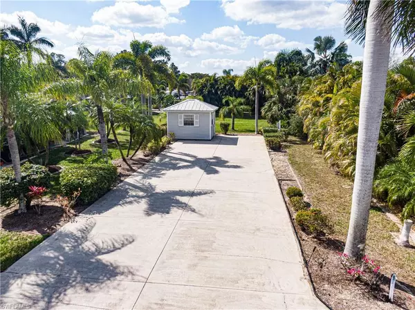 5840 Pathwood CT, Fort Myers, FL 33905