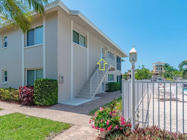 Marco Island, FL 34145,920 Collier CT #A4