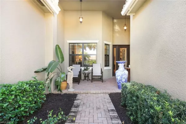 Naples, FL 34109,13371 Silktail DR