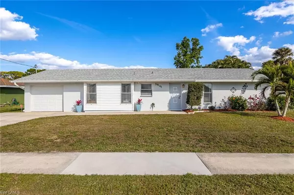 5941 Poetry CT, North Fort Myers, FL 33903