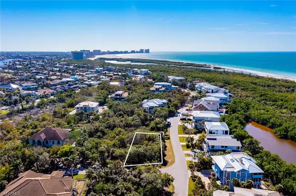 Marco Island, FL 34145,707 Waterside DR