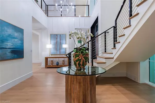 Naples, FL 34102,3300 Gin LN