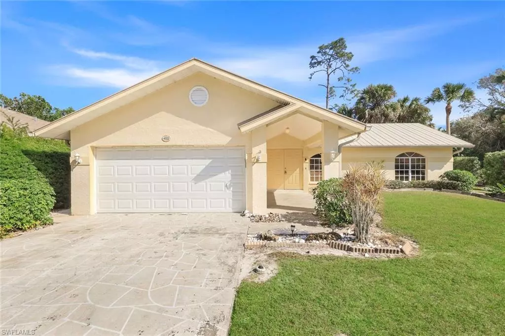 Naples, FL 34112,4022 Lupine LN