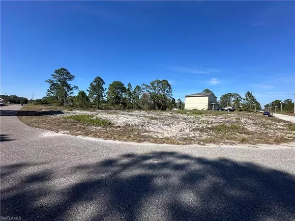 558 Aspen AVE S, Lehigh Acres, FL 33974