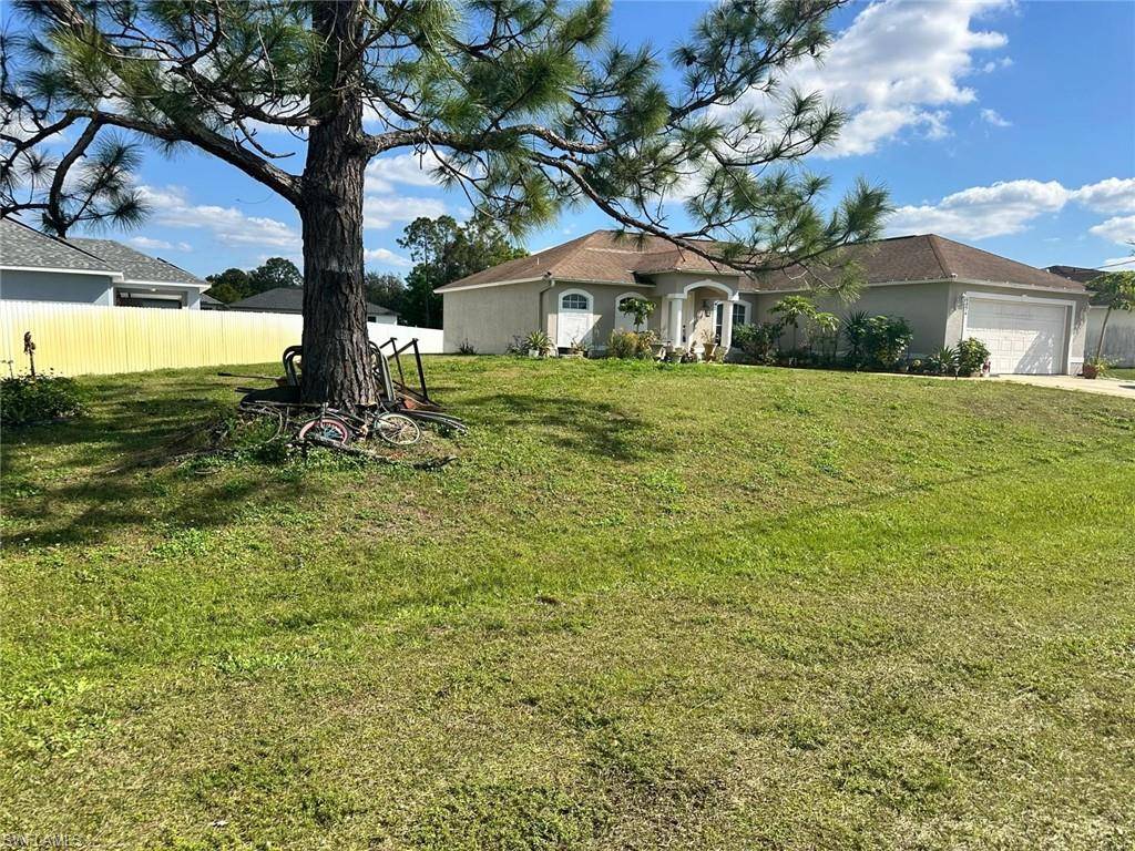 1126 Adeline AVE, Lehigh Acres, FL 33971