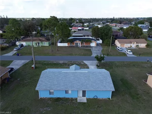 Lehigh Acres, FL 33936,417 Candlewick CIR S