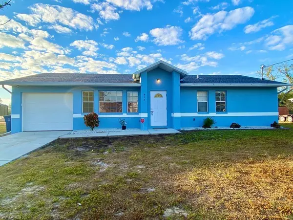 Lehigh Acres, FL 33936,417 Candlewick CIR S