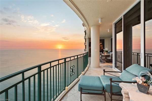 Marco Island, FL 34145,970 Cape Marco DR #2205