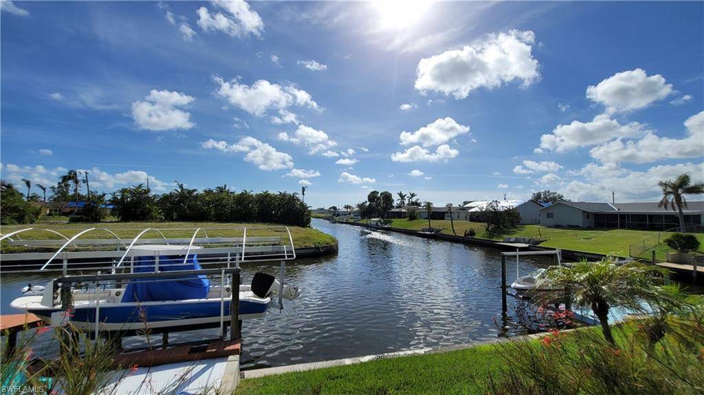 Cape Coral, FL 33990,1126 SE 13th TER