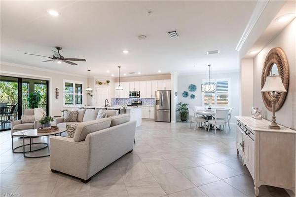 Naples, FL 34120,2351 Montserrat LN #202