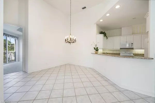 Naples, FL 34109,1575 Clermont DR #N-201