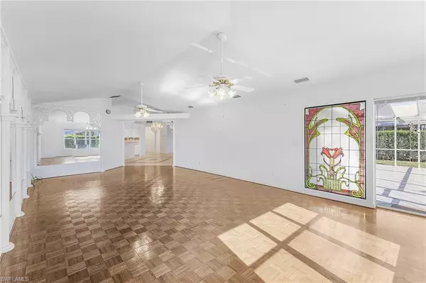 North Fort Myers, FL 33903,9439 Palm Island CIR