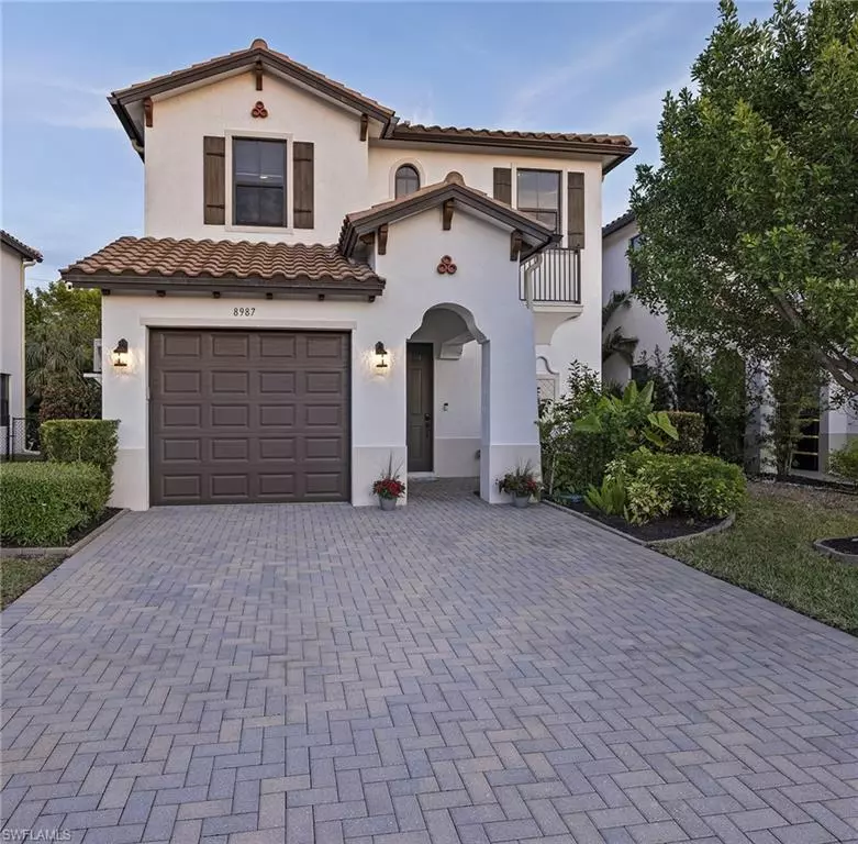 Naples, FL 34104,8987 Madrid CIR