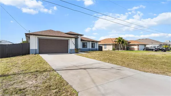 104 SW 34th PL, Cape Coral, FL 33991