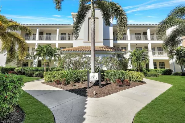 Naples, FL 34120,8217 Parkstone PL #308