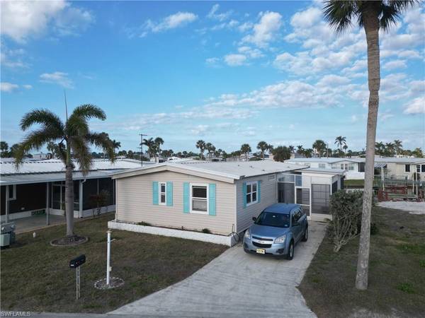 17640 Bryan CT, Fort Myers Beach, FL 33931