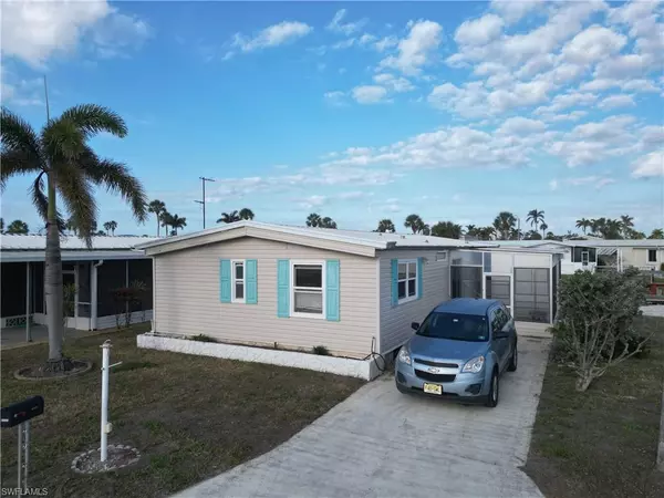 Fort Myers Beach, FL 33931,17640 Bryan CT