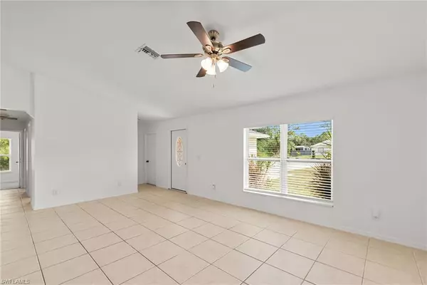 Lehigh Acres, FL 33972,2009 Raber CT