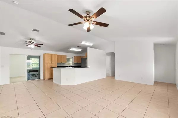 Lehigh Acres, FL 33972,2009 Raber CT