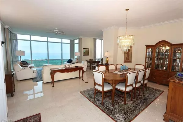 Naples, FL 34108,7515 Pelican Bay BLVD #PH-D